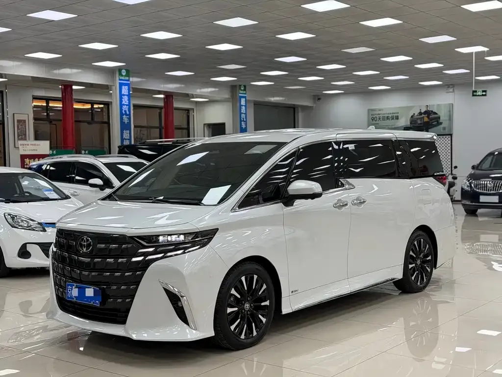Toyota Alphard 2024 из CN, фото 1