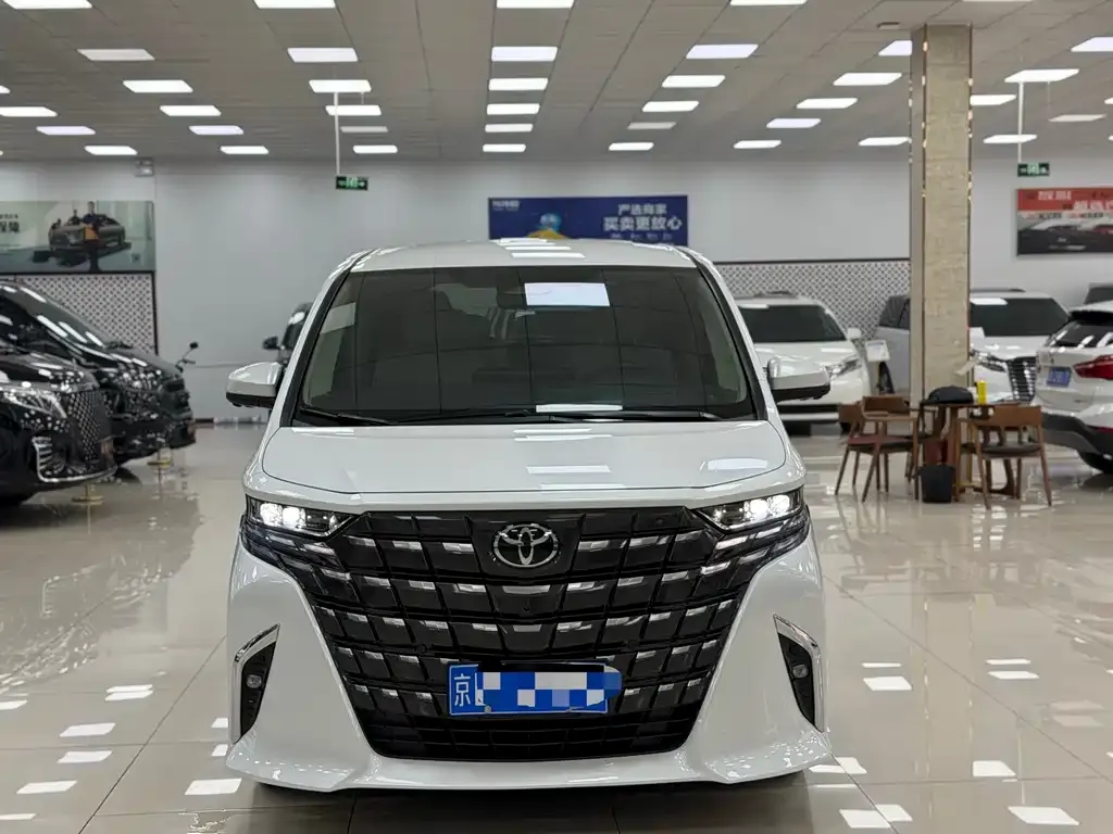 Toyota Alphard 2024 из CN, фото 2