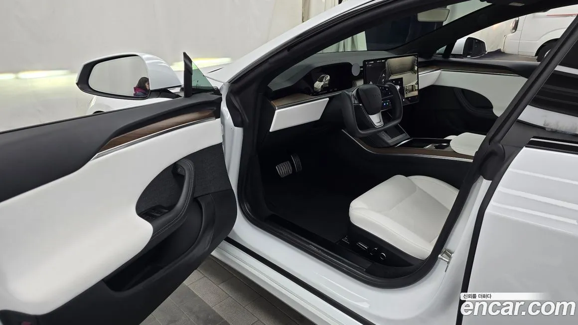 Tesla Model S 2023 из KR, фото 10