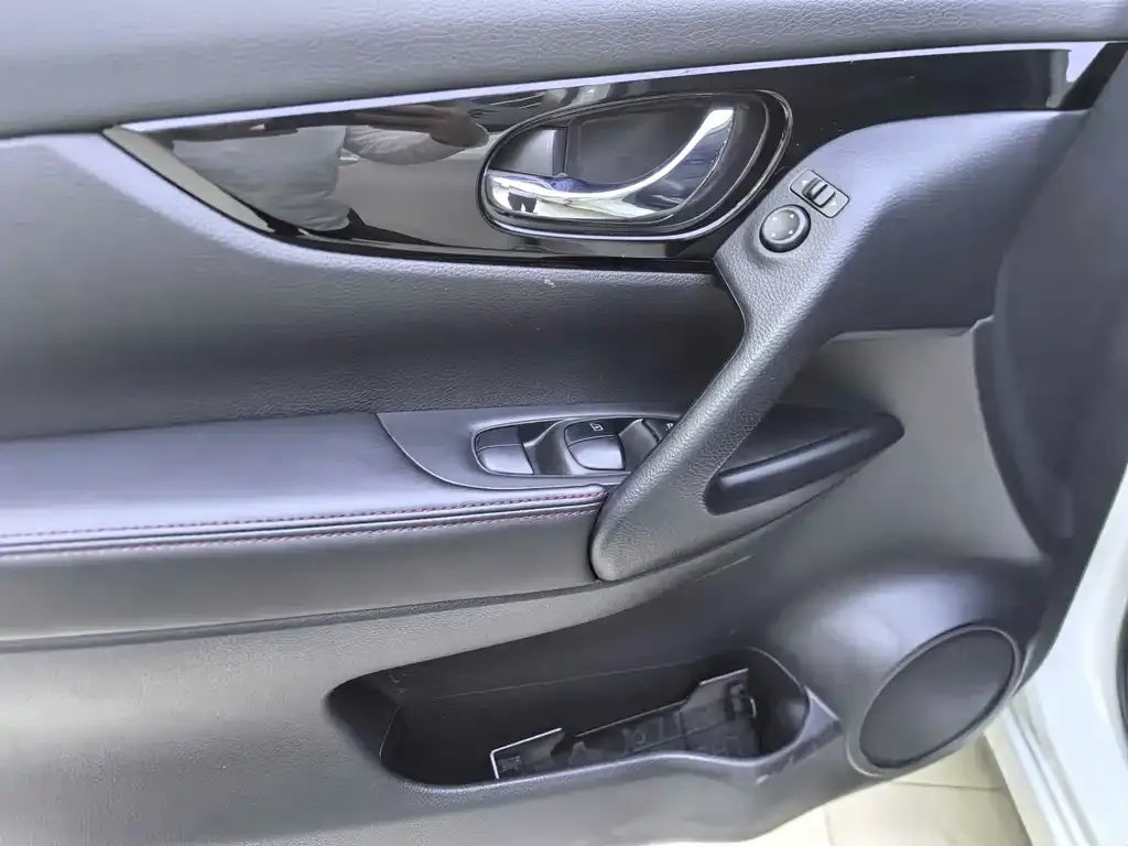 Nissan Qashqai 2023 из CN, фото 8