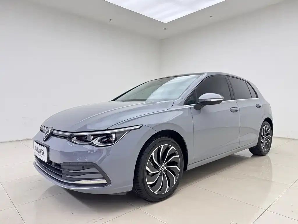 Volkswagen Golf 2022 из CN, фото 1
