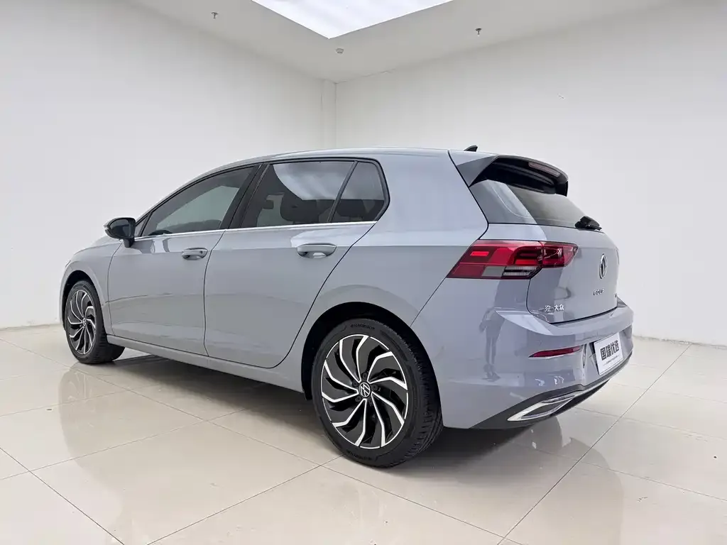 Volkswagen Golf 2022 из CN, фото 4
