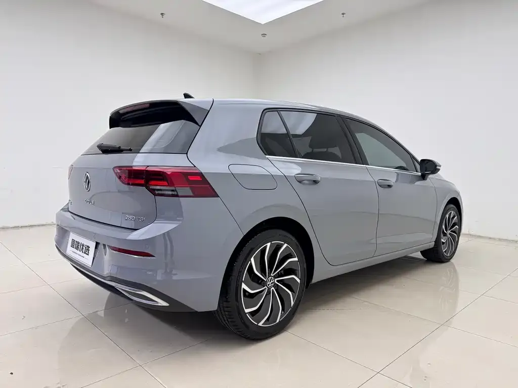 Volkswagen Golf 2022 из CN, фото 6