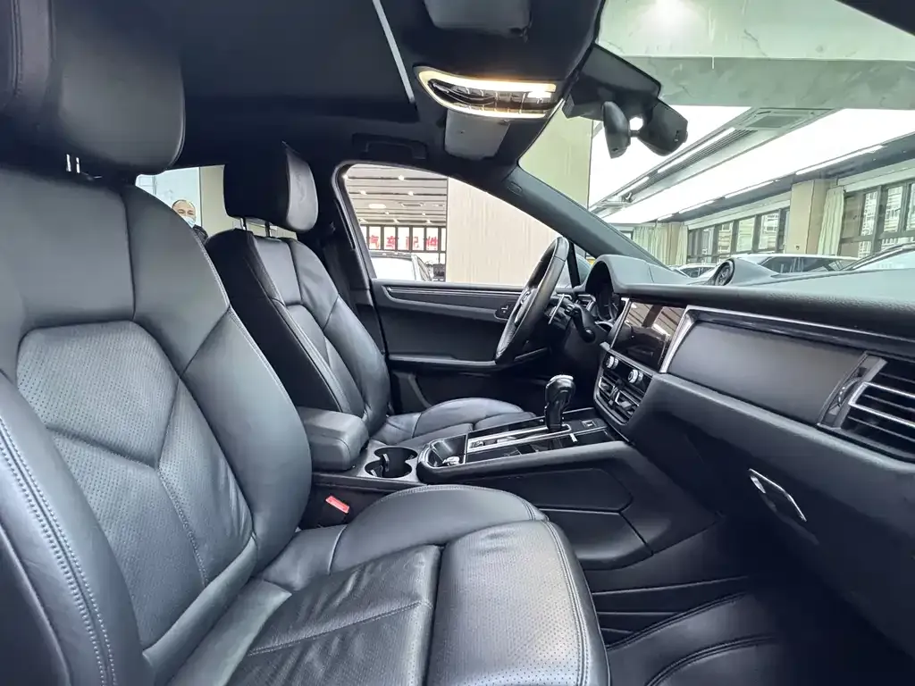 Porsche Macan 2023 из CN, фото 7