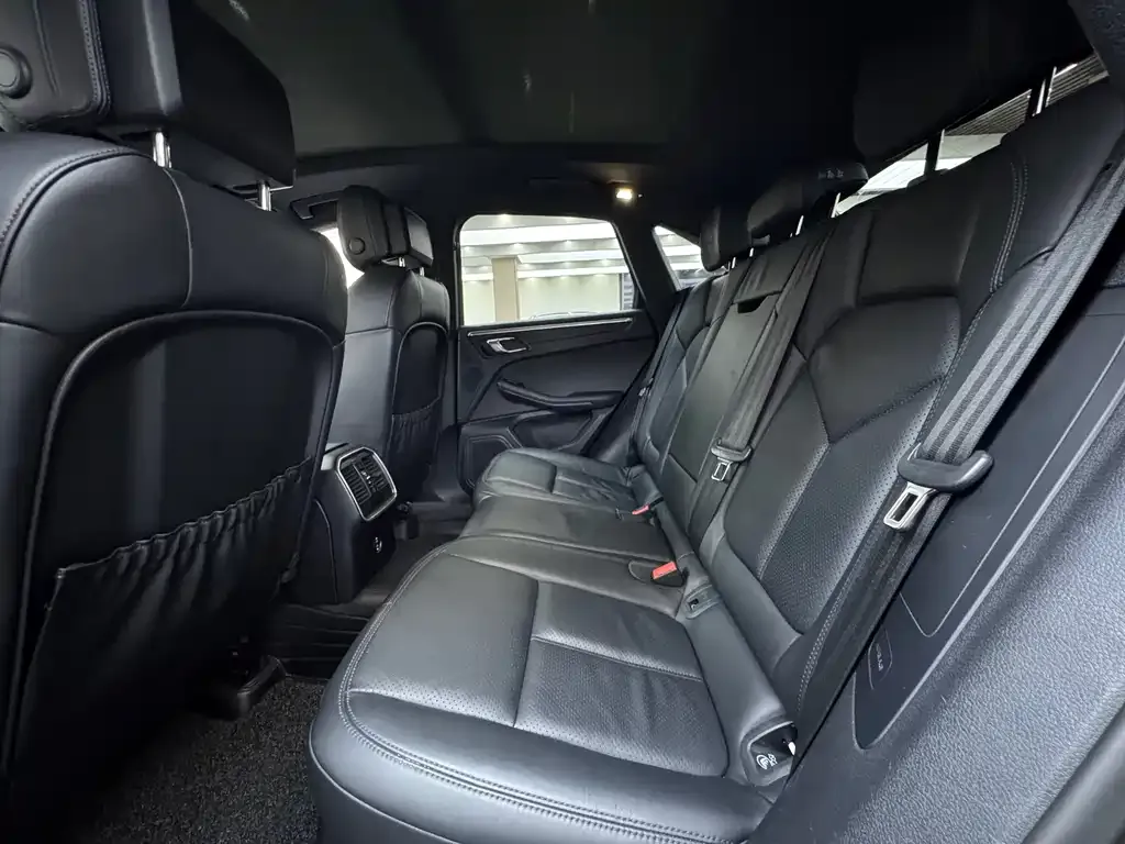 Porsche Macan 2023 из CN, фото 9