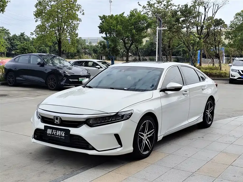 Honda Inspire 2023 из CN, фото 1