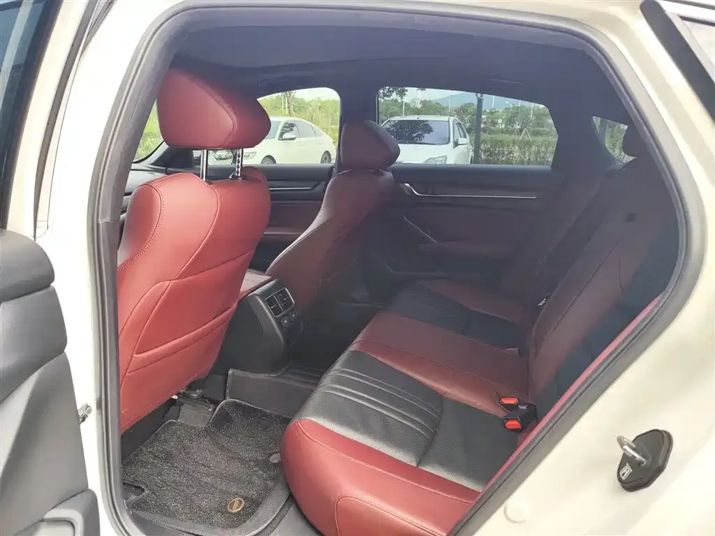 Honda Inspire 2023 из CN, фото 6