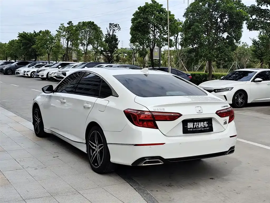 Honda Inspire 2023 из CN, фото 8