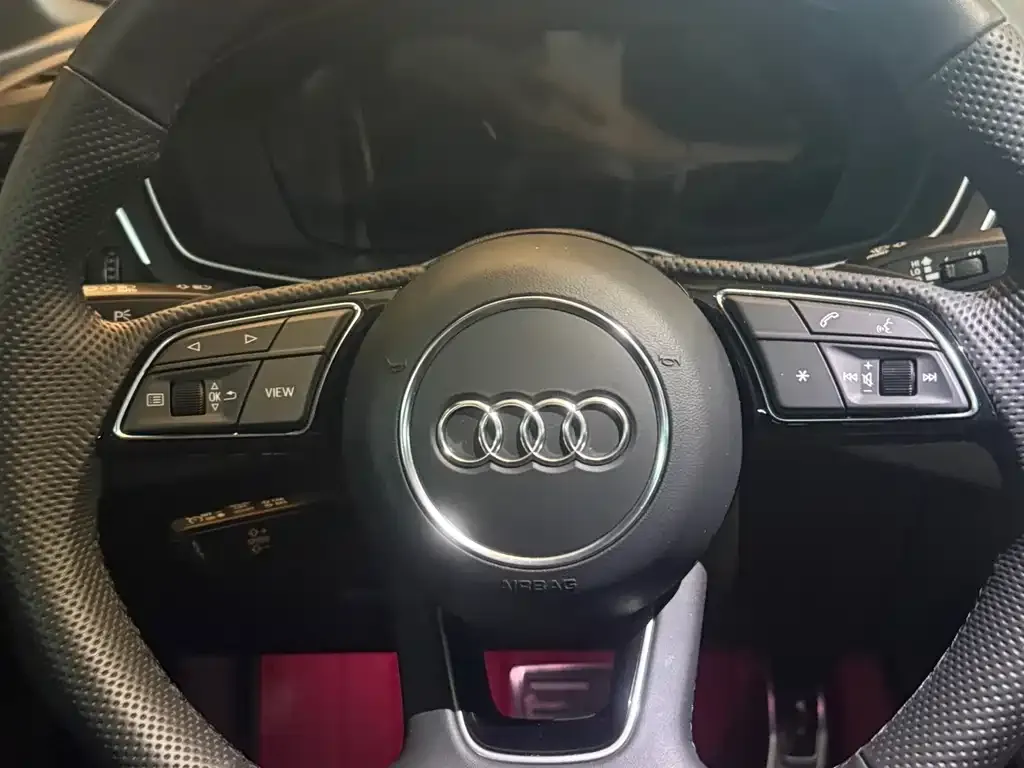 Audi A4L 2024 из CN, фото 10
