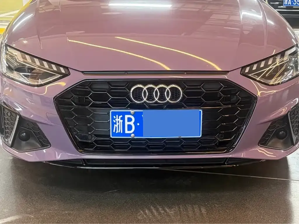 Audi A4L 2024 из CN, фото 2