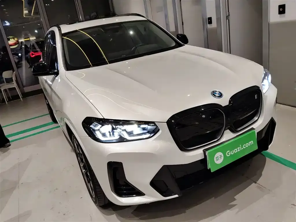 BMW iX3 2024 из CN, фото 4