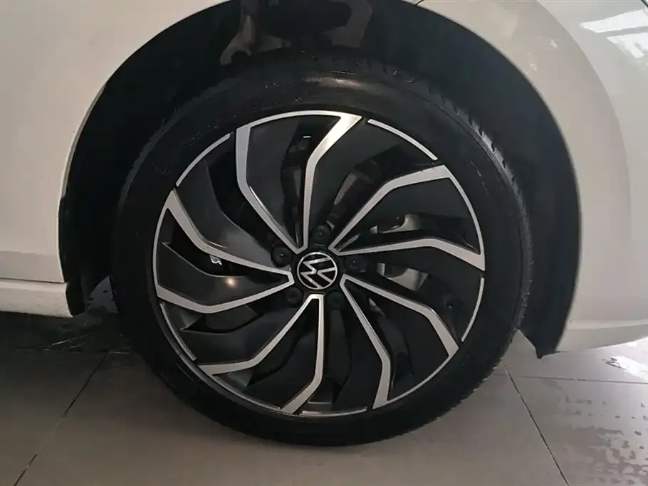 Volkswagen Golf 2021 из CN, фото 6