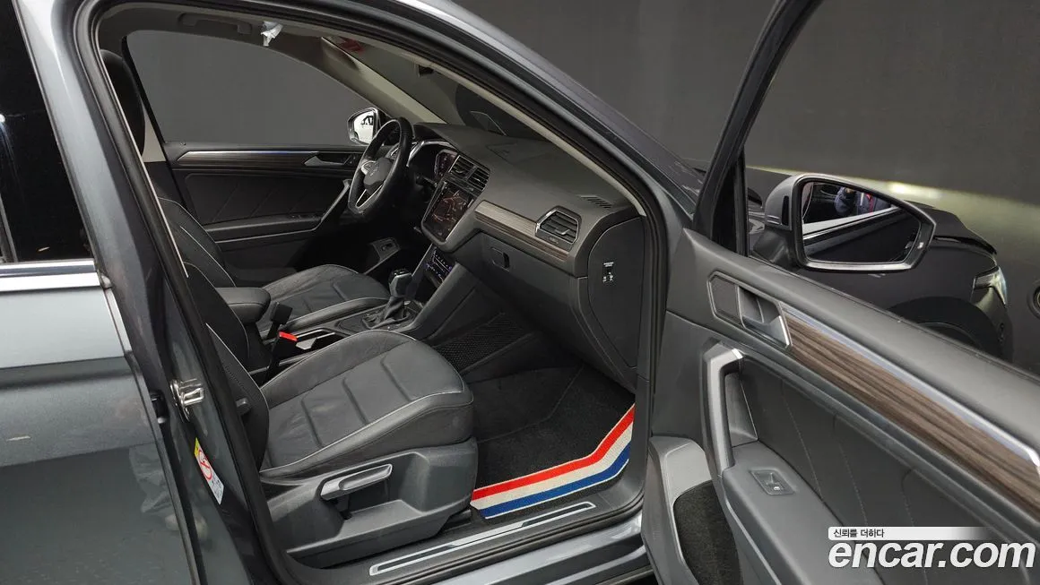 Volkswagen Tiguan 2023 из KR, фото 10