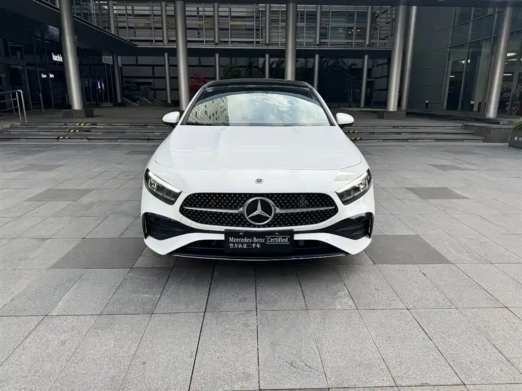 Mercedes-Benz A-Class 2023 из CN, фото 2