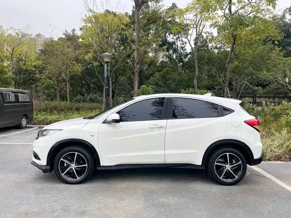 Honda Vezel 2022 из CN, фото 7