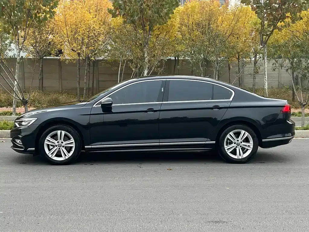 Volkswagen Magotan 2024 из CN, фото 4