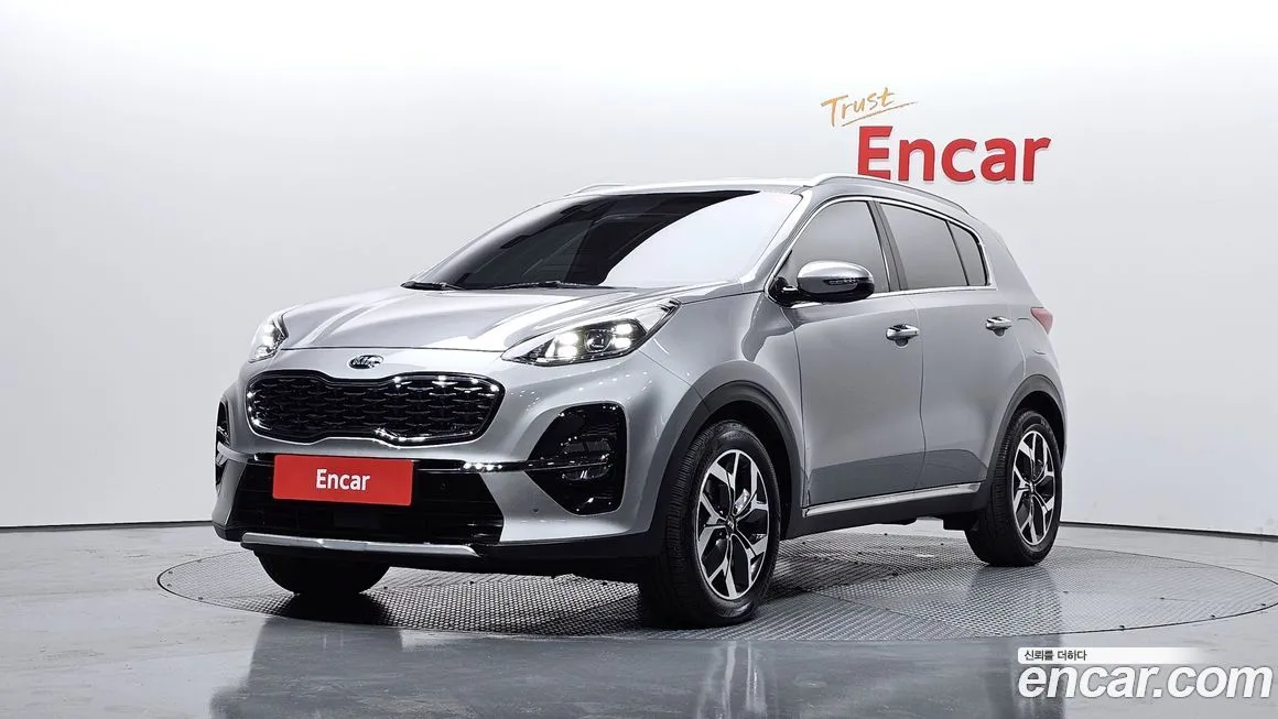 Kia Sportage — фото 1
