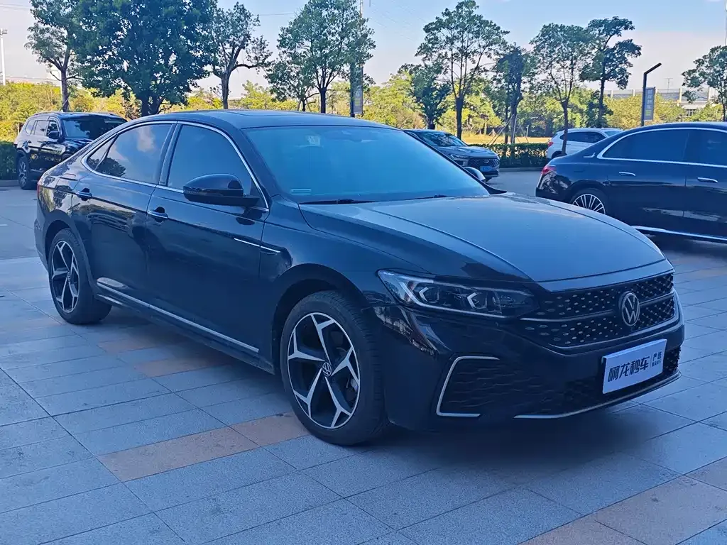 Volkswagen Passat 2024 из CN, фото 3