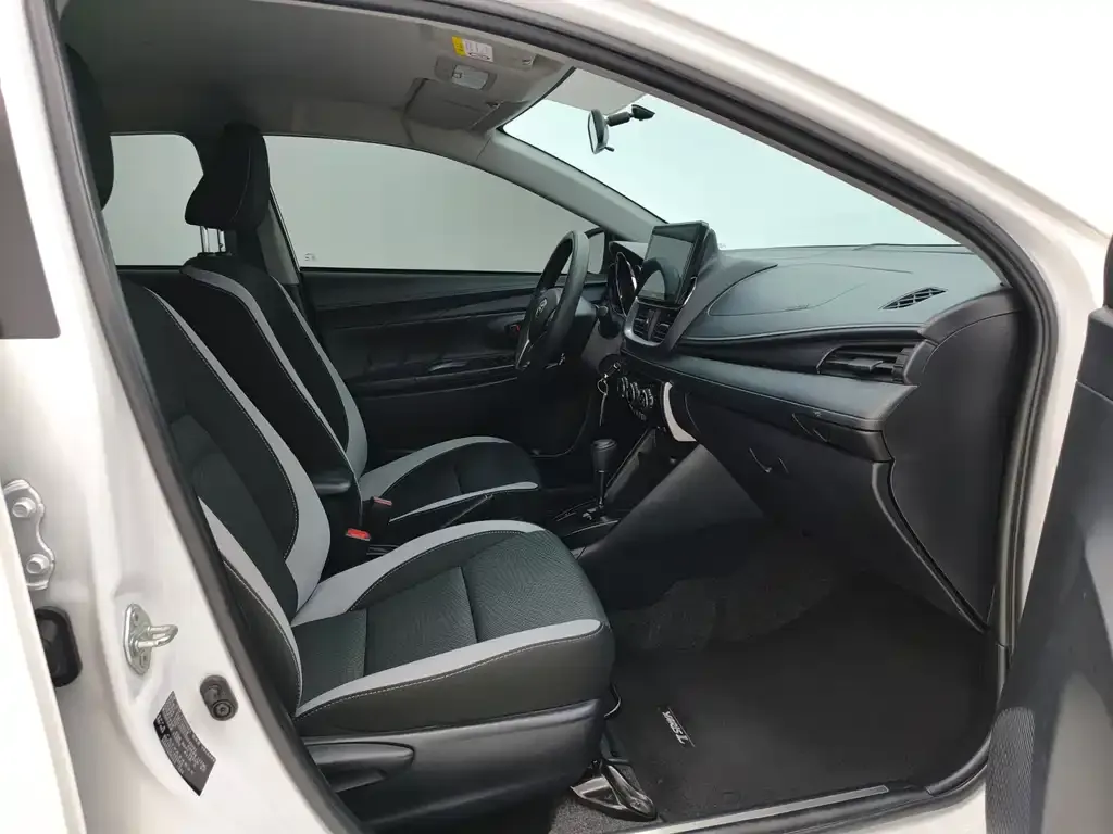 Toyota Yaris L 2022 из CN, фото 10