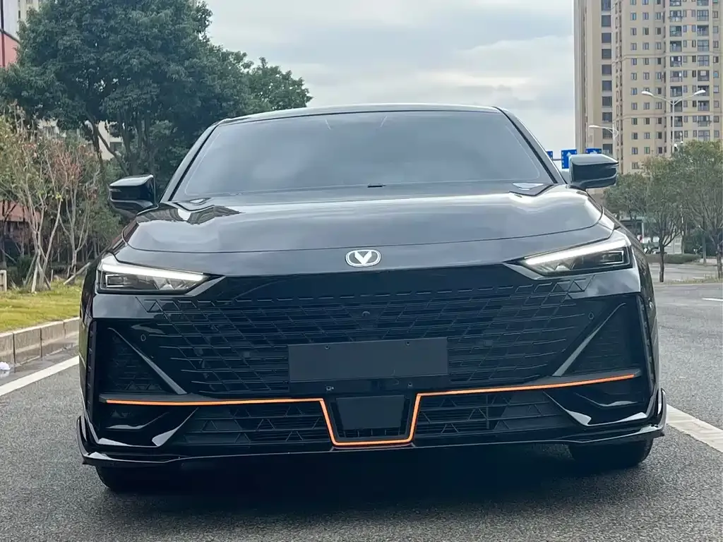 Changan UNI-V 2023 из CN, фото 3