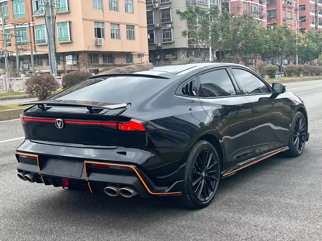 Changan UNI-V 2023 из CN, фото 4