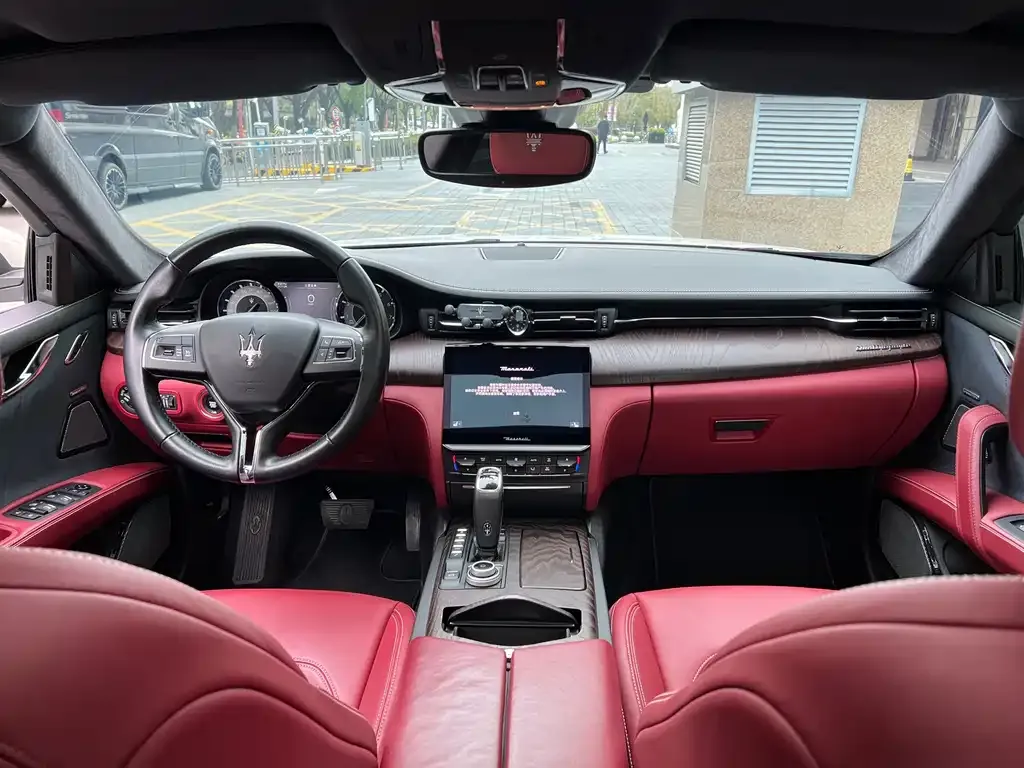 Maserati Quattroporte 2023 из CN, фото 10