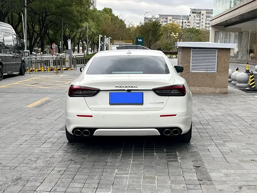 Maserati Quattroporte 2023 из CN, фото 5