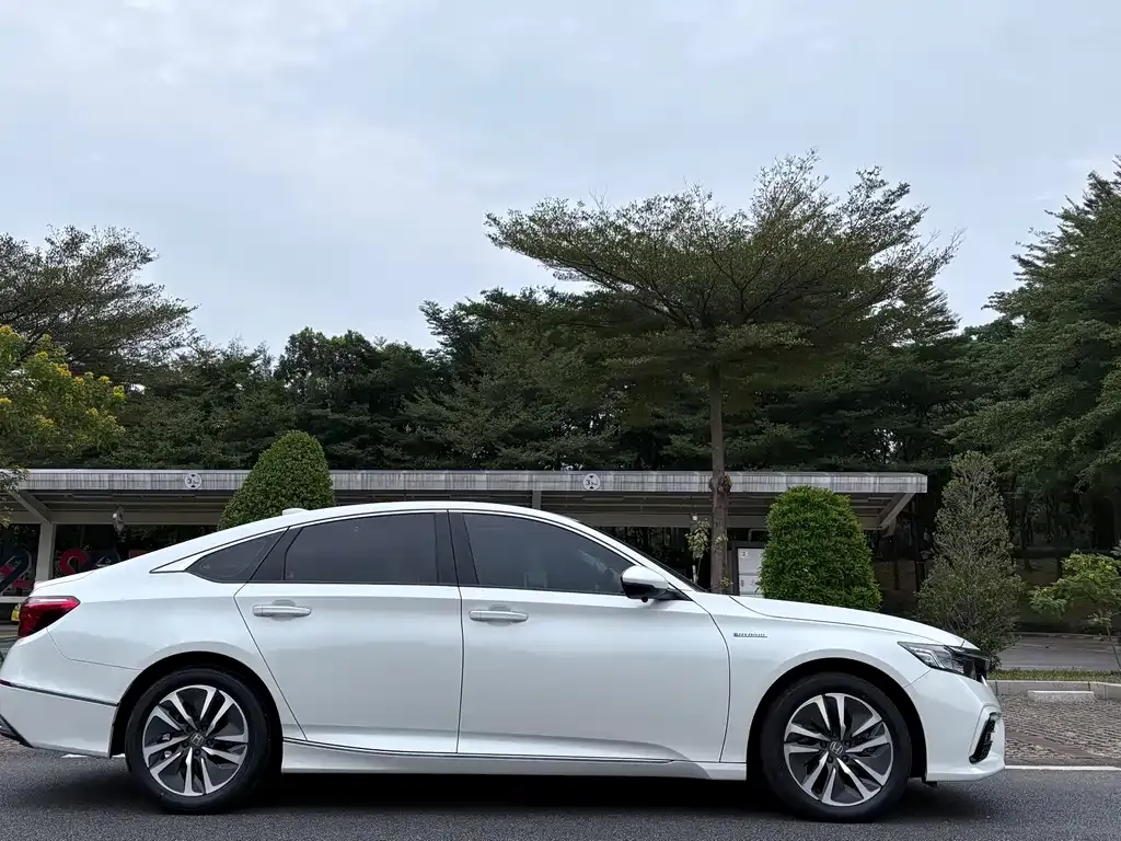 Honda Inspire 2021 из CN, фото 4