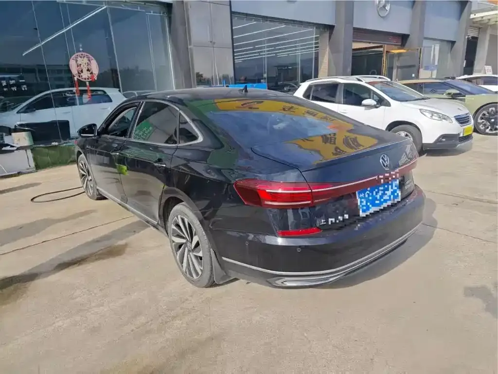 Volkswagen Passat 2022 из CN, фото 3