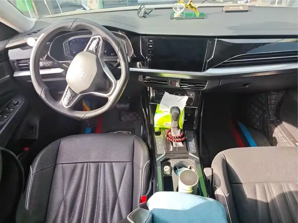 Volkswagen Passat 2022 из CN, фото 5