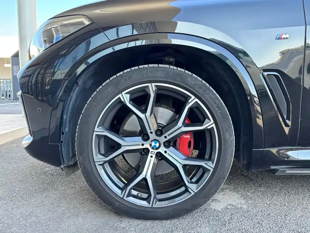 BMW X5 — фото 2