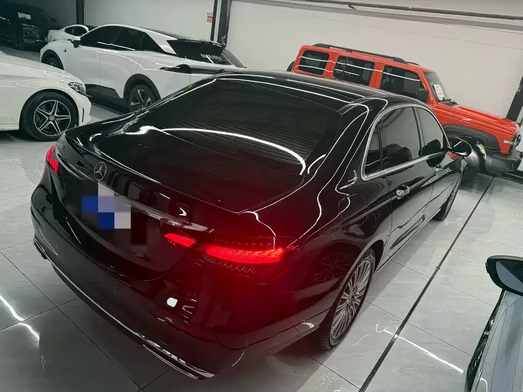 Mercedes-Benz E-Class 2023 из CN, фото 6