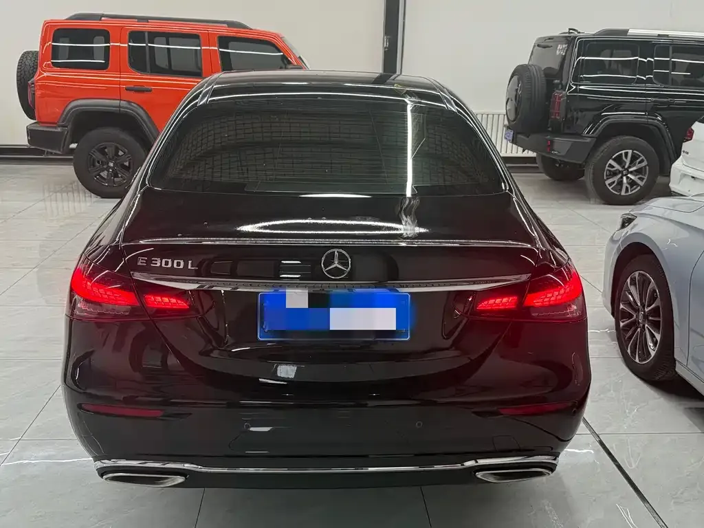 Mercedes-Benz E-Class 2023 из CN, фото 7