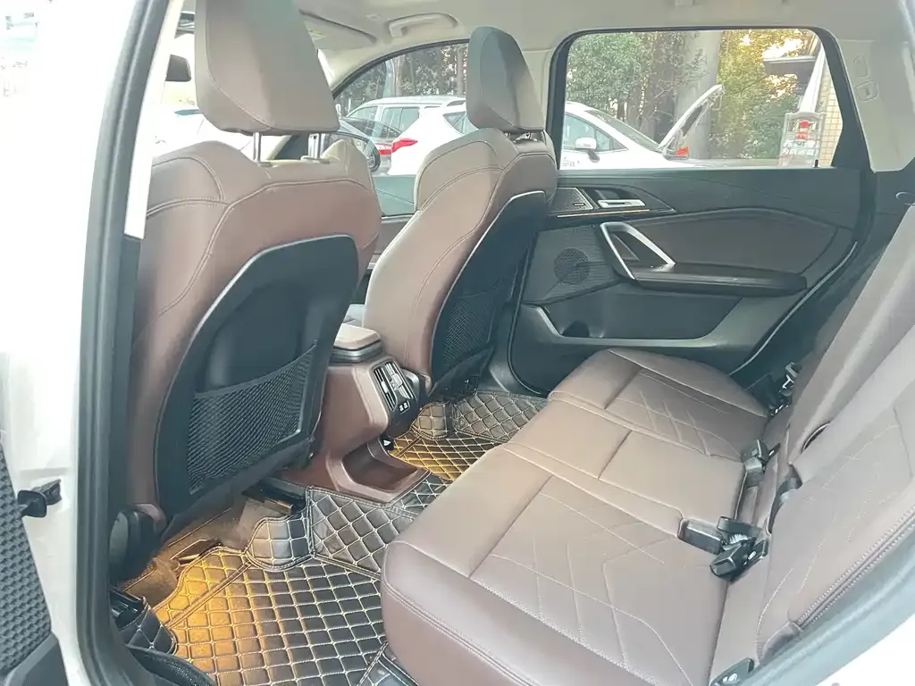 BMW X1 2023 из CN, фото 10