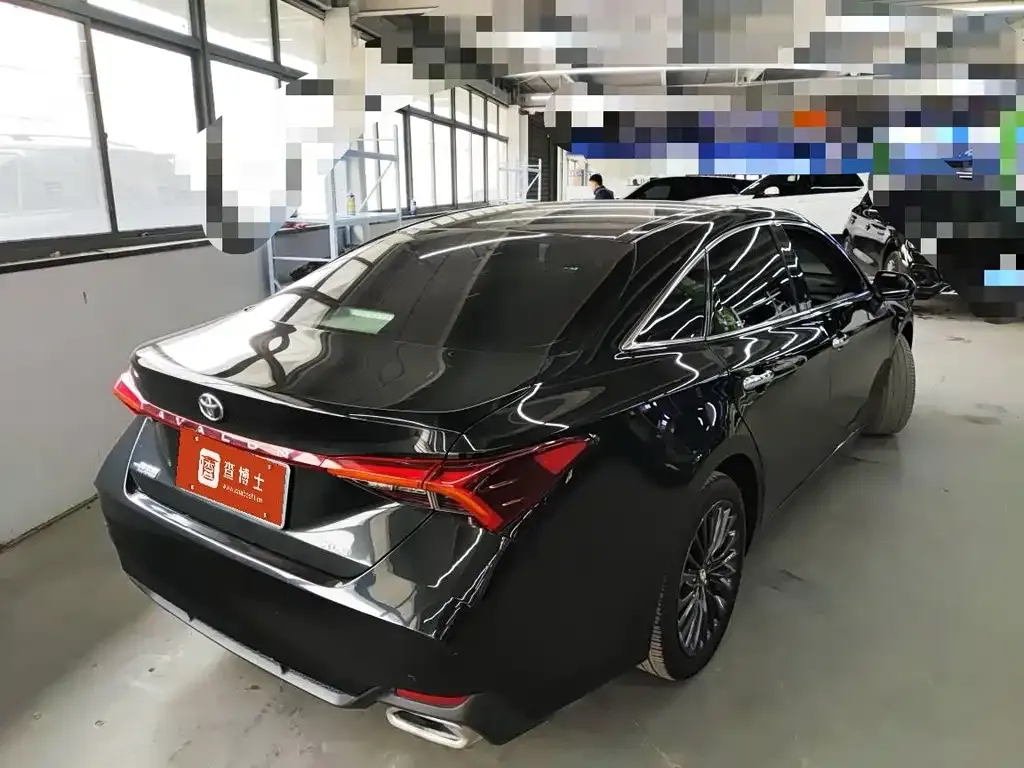 Toyota Avalon 2022 из CN, фото 2