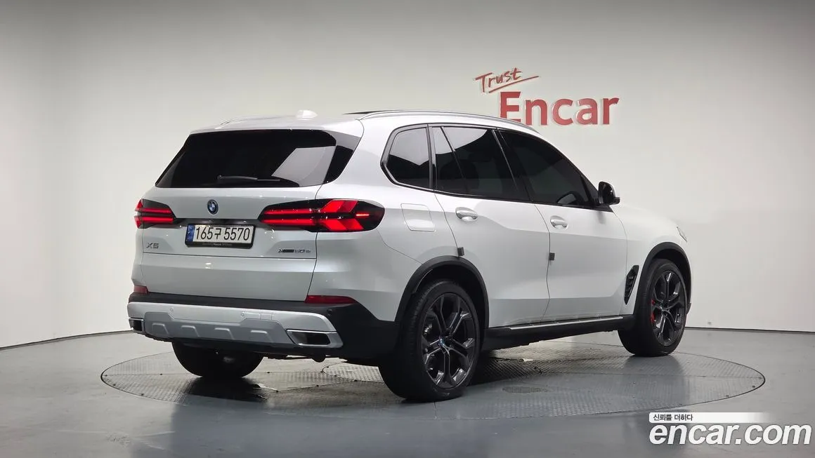BMW X5 2024 из KR, фото 2