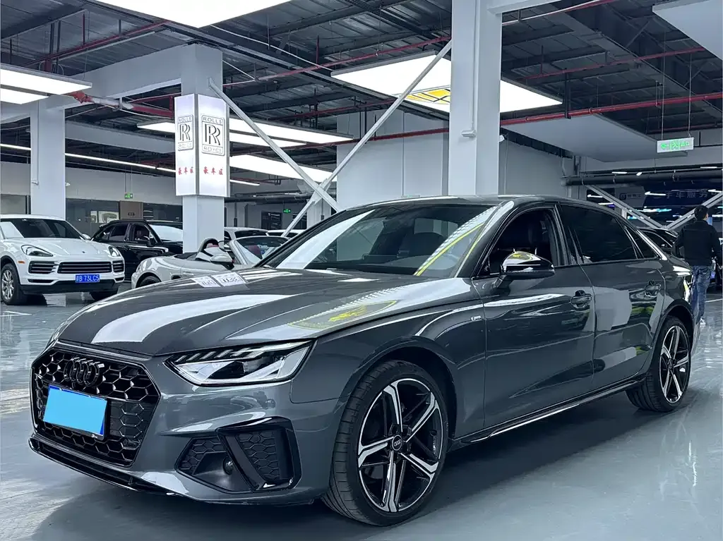Audi A4L 2024 из CN, фото 1