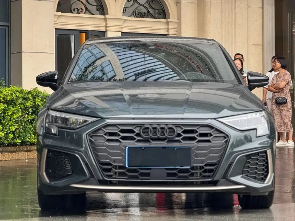 Audi A3 — фото 2