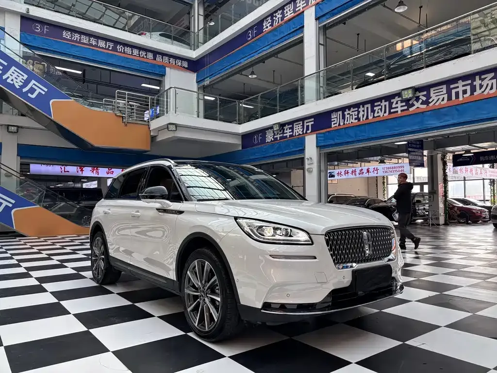 Lincoln Corsair 2021 из CN, фото 3
