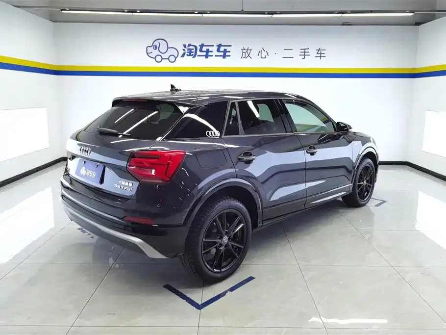 Audi Q2L 2021 из CN, фото 3