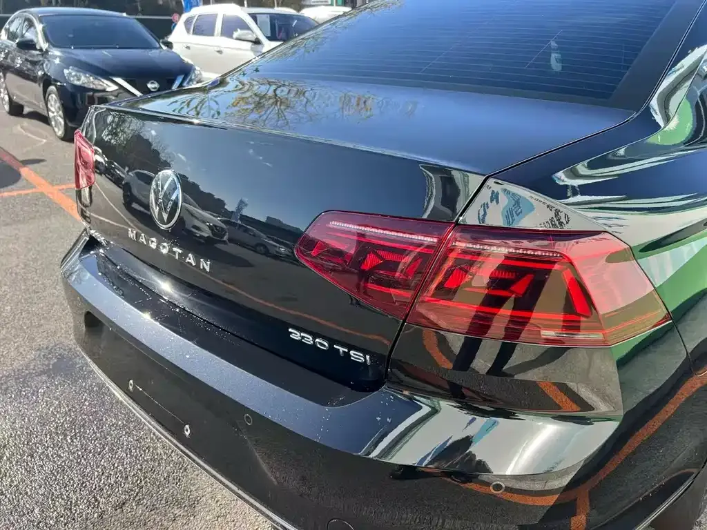 Volkswagen Magotan 2023 из CN, фото 6