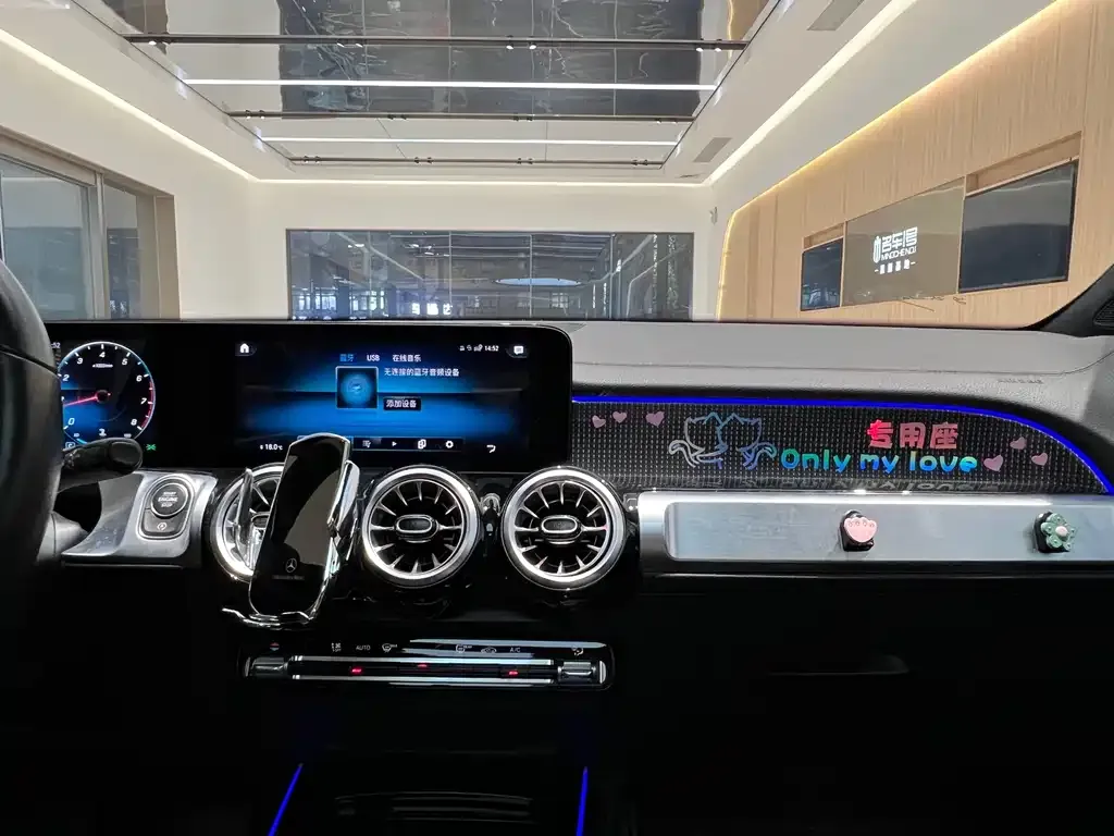 Mercedes-Benz GLB 2021 из CN, фото 10