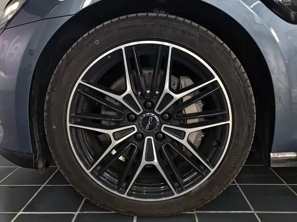 BYD Seal — фото 4