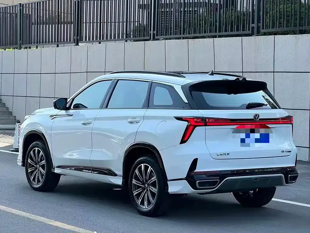 Changan CS75PLUS — фото 4