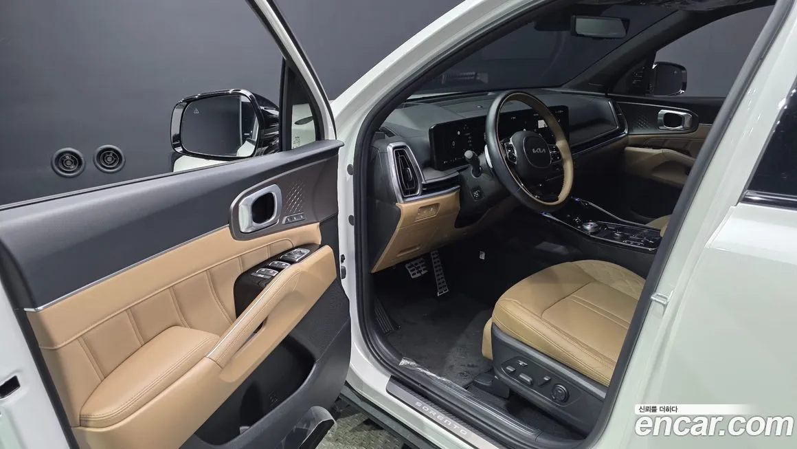 Kia Sorento — фото 10