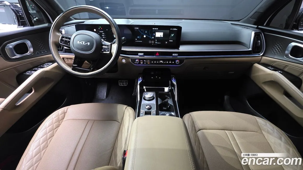 Kia Sorento — фото 7