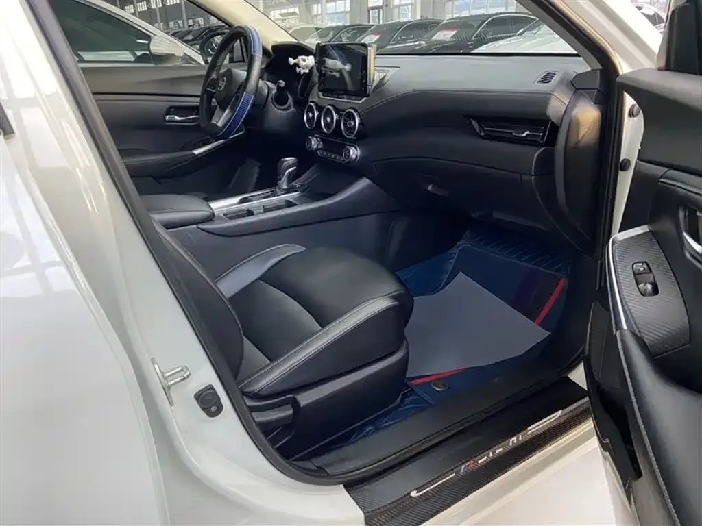 Nissan Sylphy 2023 из CN, фото 2