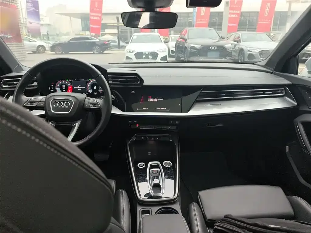 Audi A3 2024 из CN, фото 10