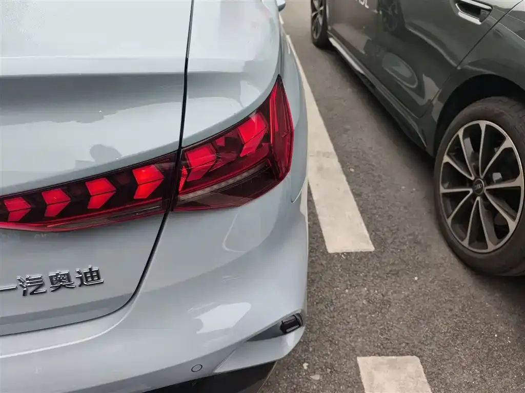 Audi A3 2024 из CN, фото 8