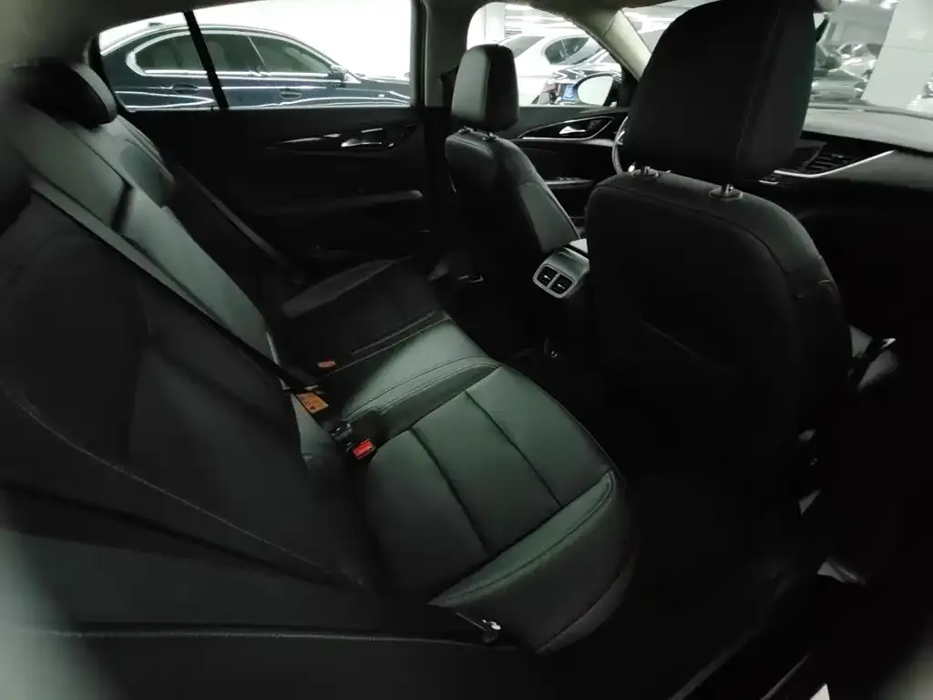 Buick Regal 2025 из CN, фото 4